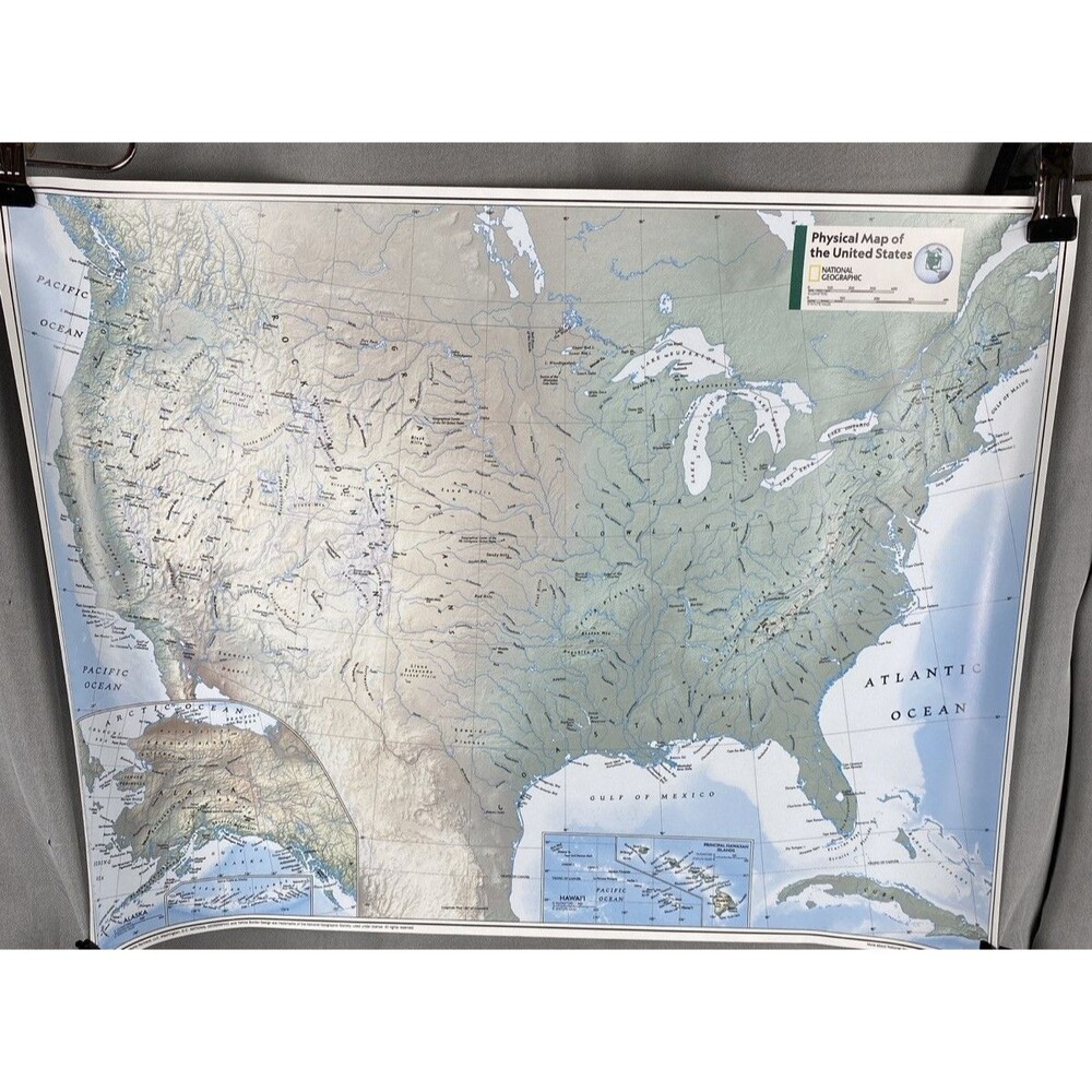 Nat Geo Maps United States Physical Wall Map - Compact - 21 x 16 in